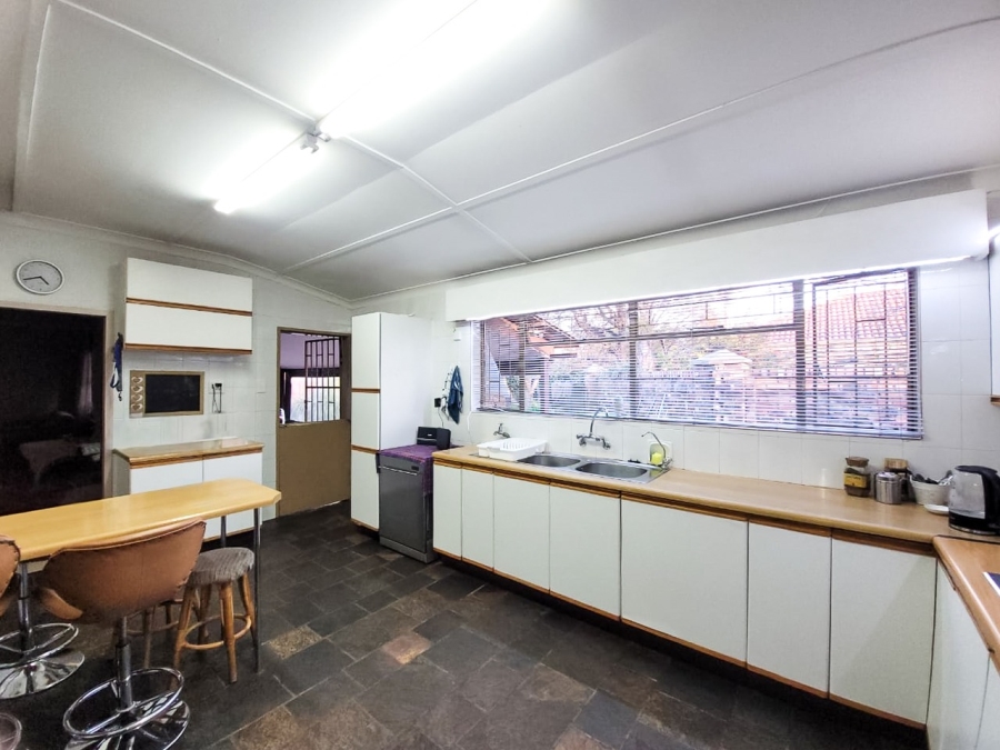 6 Bedroom Property for Sale in Baillie Park North West